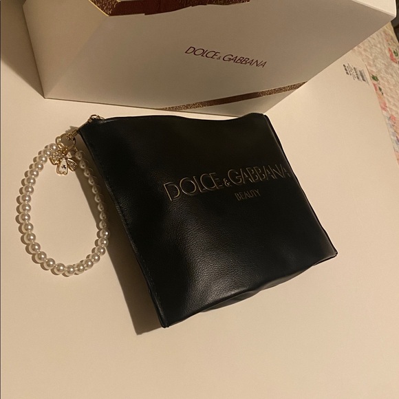 Dolce & Gabbana Black Logo Pouch - Picture 11 of 14